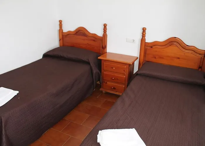 Montilla Sotogrande 3* טורגואדיארו